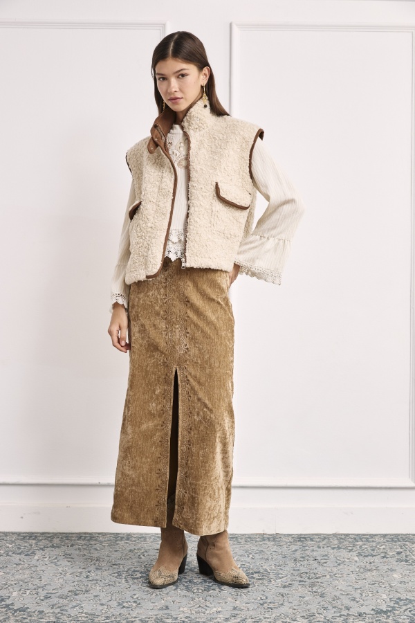 Chaleco Loto. Prenda exterior NUD & NKN. Tallas: s, m, l, xs | Bambalinas Closet