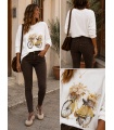 Camiseta Bici Flores. Camisetas. Color: marron chocolate, blanco; Tallas: s, m