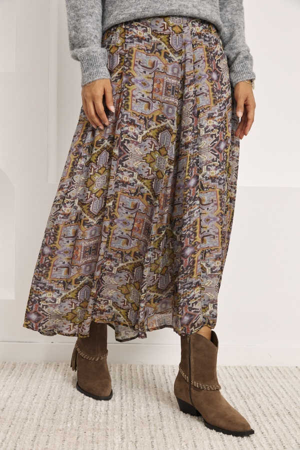 Falda Kuren. Partes de abajo NÜD Y NKN. Tallas: 38, 40, 36 | Bambalinas Closet