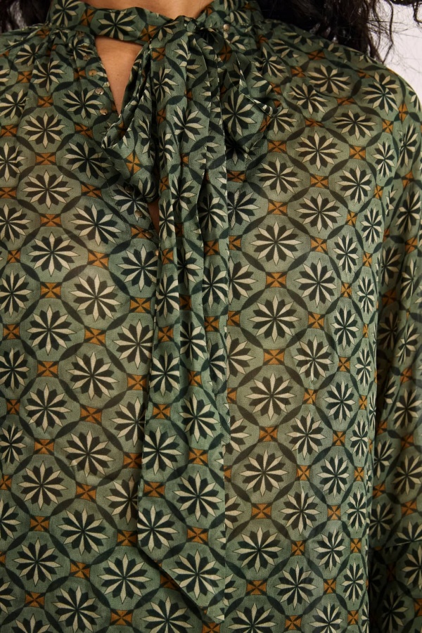 Blusa Banu. Partes de arriba NÜD & NKN. Tallas: s, m, l, xs | Bambalinas Closet