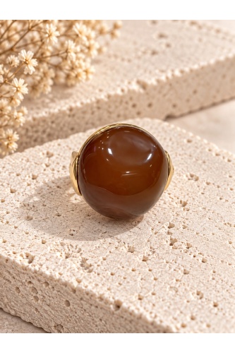 Anillo Mara. Bisuteria. Color: verde kaki, marron chocolate | Bambalinas Closet