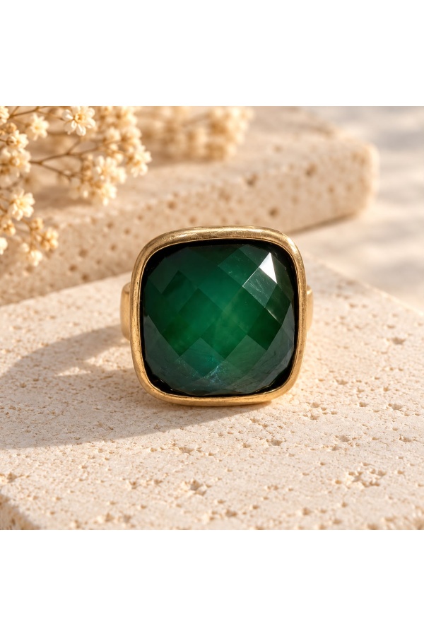 Anillo Marbella. Bisuteria. Color: negro, marron chocolate, burdeos, azul marino
