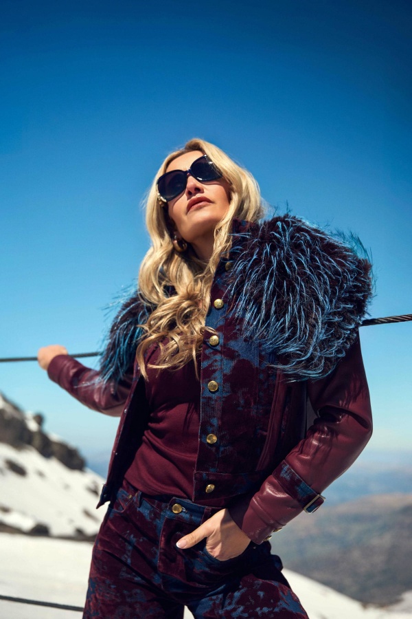 Chaqueta Moss Camaleonica. Abrigos / Chaquetas C. Tallas: s, m, l, xs |