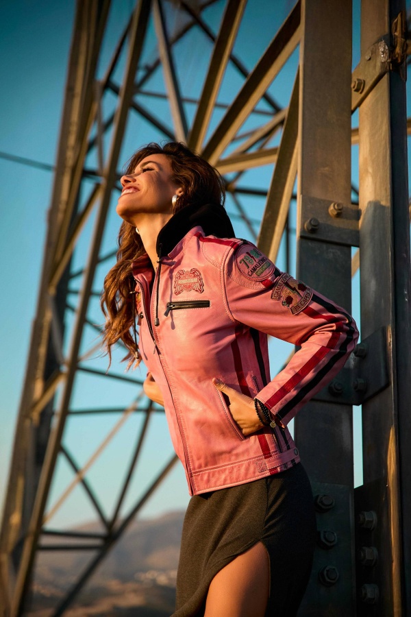 Chaqueta Runak Camaleonica. Abrigos / Chaquetas C. Tallas: s, m, l, xs |