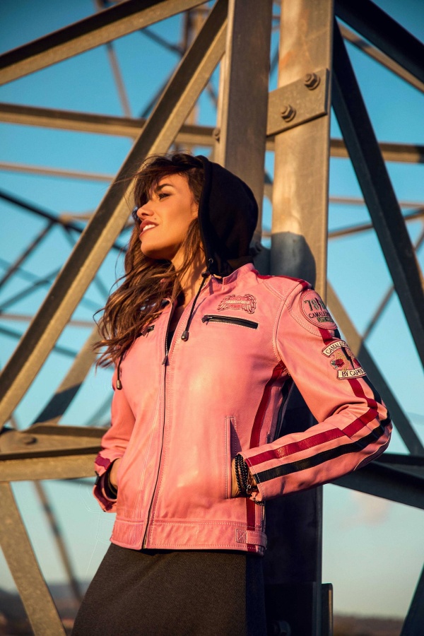 Chaqueta Runak Camaleonica. Abrigos / Chaquetas C. Tallas: s, m, l, xs |