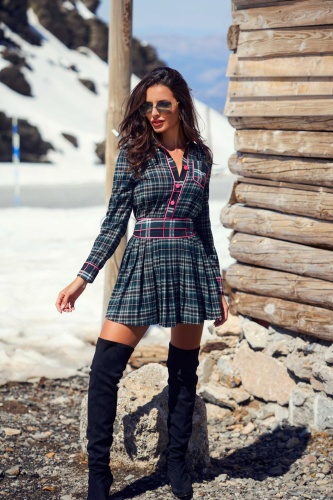 Vestido Nova Camaleonica. Vestidos / Conjuntos C. Tallas: s, m, l, xs |