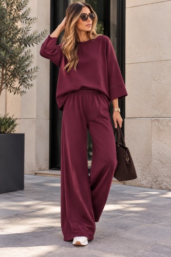 Conjunto Kira. Monos / Conjuntos. Color: marron chocolate, granate, crudo;