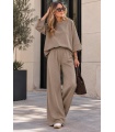 Conjunto Kira. Monos / Conjuntos. Color: marron chocolate, granate, crudo;