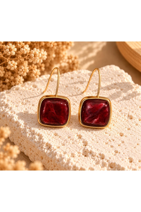 Pendientes Cubo Burdeos. Bisuteria.  | Bambalinas Closet
