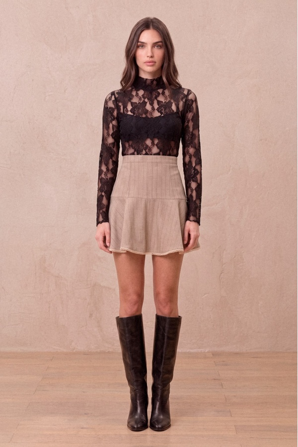 Falda Dafne Beige. Inicio.  | Bambalinas Closet
