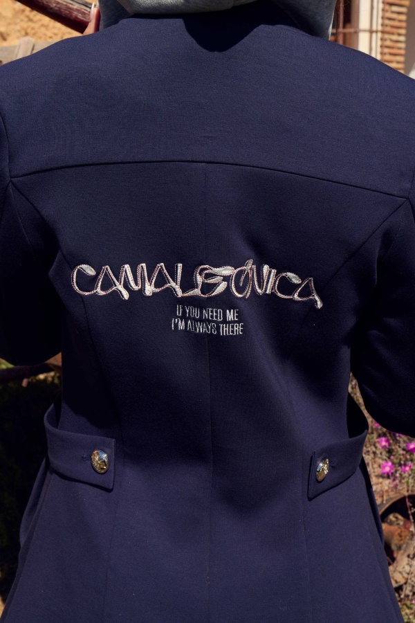 Blazer Voyager Camaleonica. Abrigos / Chaquetas C. Tallas: s, m, l, xs |