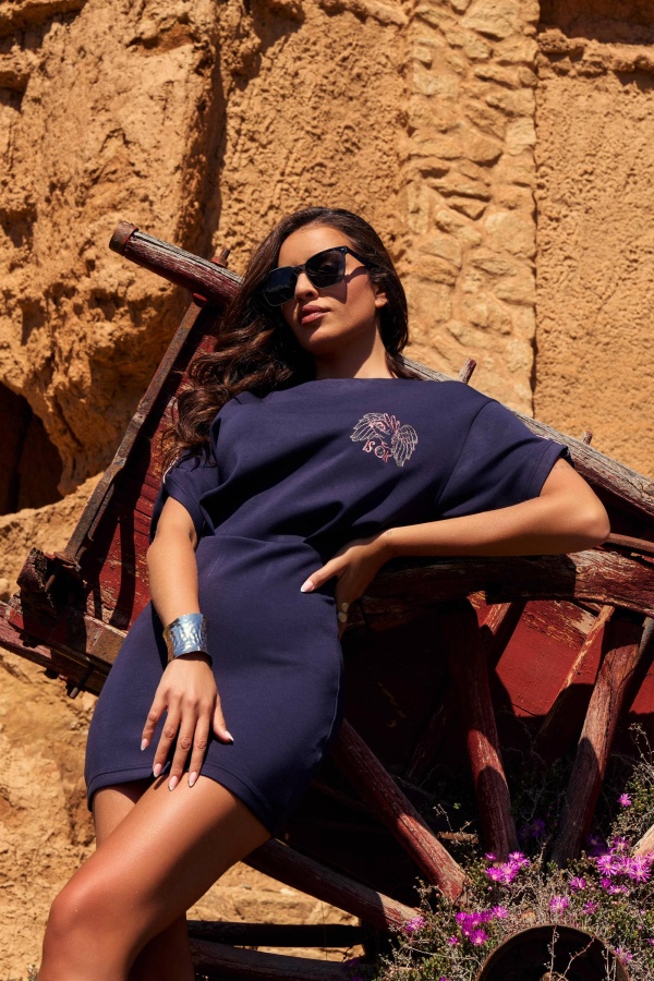 Vestido Aven Camaleonica. Vestidos / Conjuntos C. Tallas: s, m, l, xs |