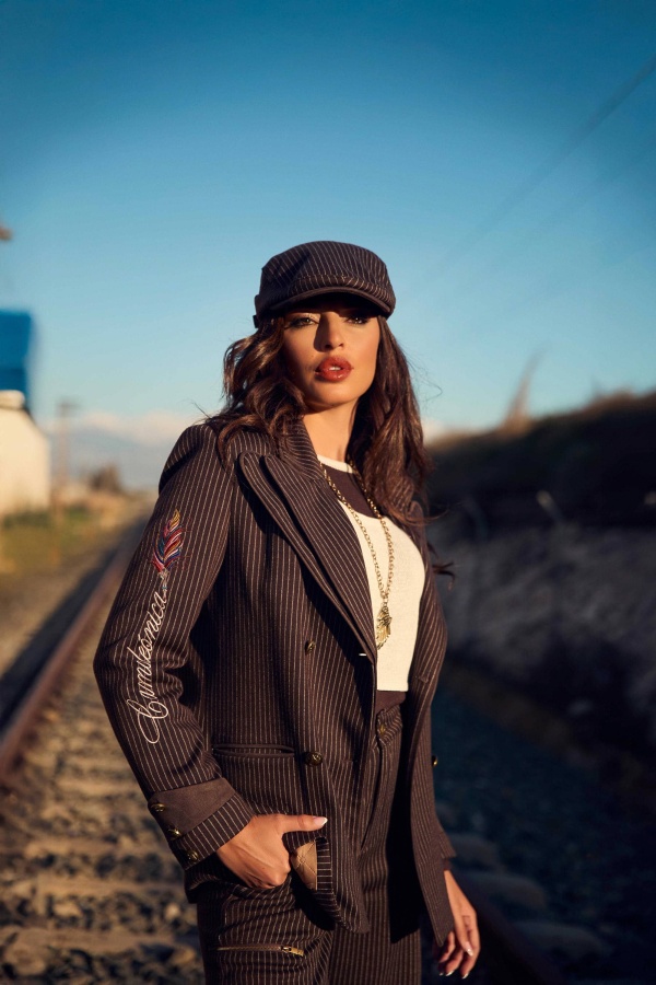Blazer Jasper Camaleonica. Abrigos / Chaquetas C. Tallas: s, m, l, xs |