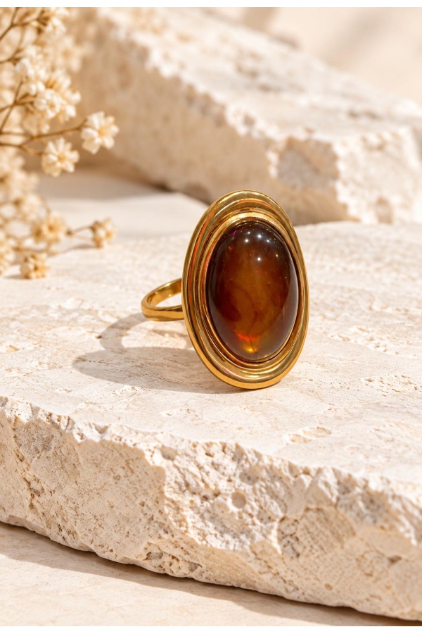 Anillo Oval Ambar. Bisuteria.  | Bambalinas Closet